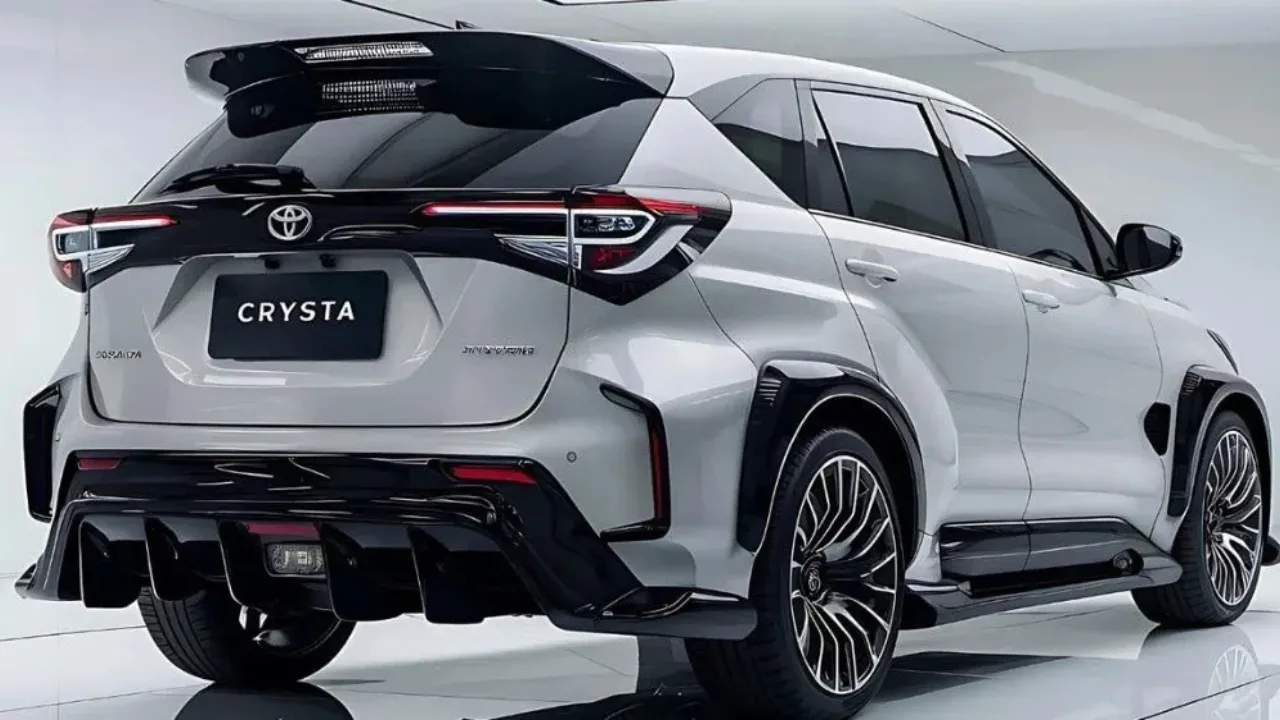 Toyota Innova Crysta 2025